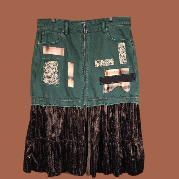 Upcycled We The Free Green Patchwork Skirt with Velvet Hem Size 10/12 - Picture 14 of 16